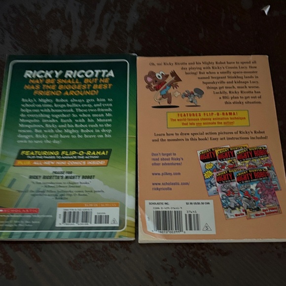 Ricky Ricotta's Mighty Robot Book Set - Picture 6 of 7